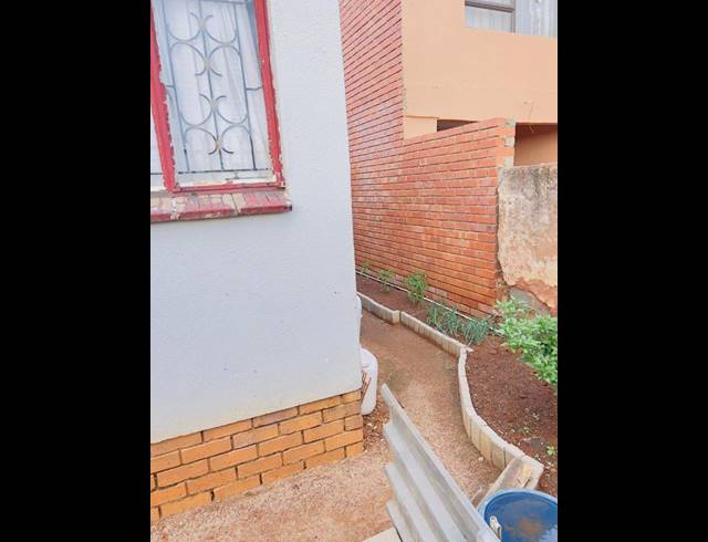4 BEDROOM HOUSE FOR SALE IN SOSHANGUVE XX